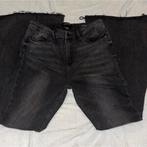 Judy Blue Los Angeles Flare Jeans 13/31
